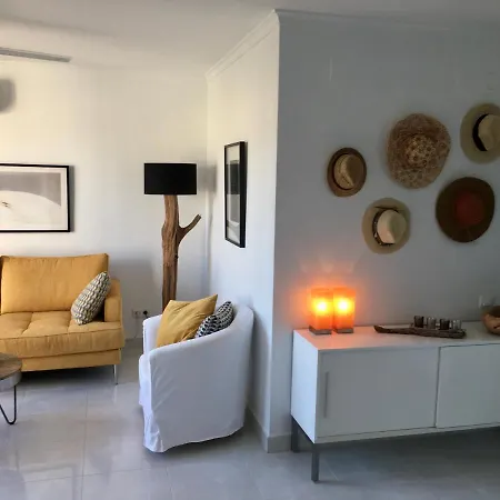 Penthouse La Isla,