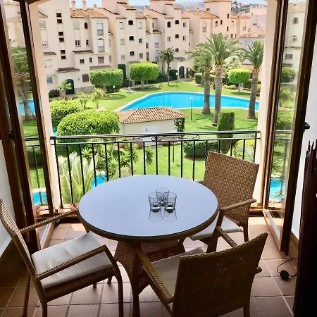 Penthouse La Isla, *