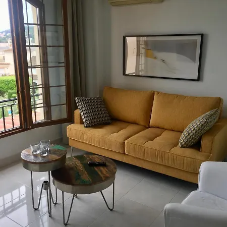 Penthouse La Isla, *